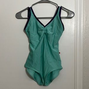 Yumiko - Tiffany. Size small. Body: N-Sea Trim: Techni purple